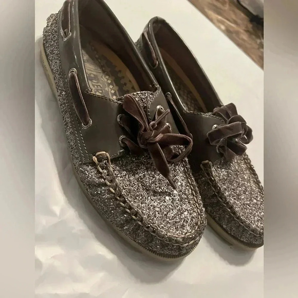 Sperry glitter silver loafers size 7.5 - Picture 1 of 9